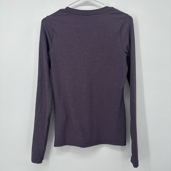 Athleta Uptempo Ribbed Henley Long Sleeve Shirt Womens Size XS Purple Top - Picture 2 of 10